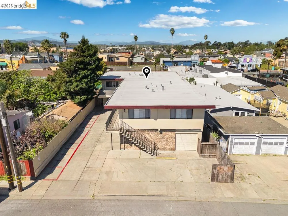 1937 Powell St San Pablo, CA 94806