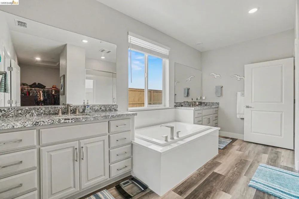 4585 Prairie Path Rio Vista, CA 94571