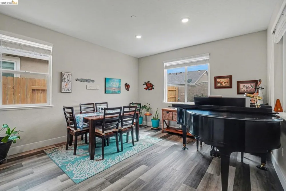 4585 Prairie Path Rio Vista, CA 94571