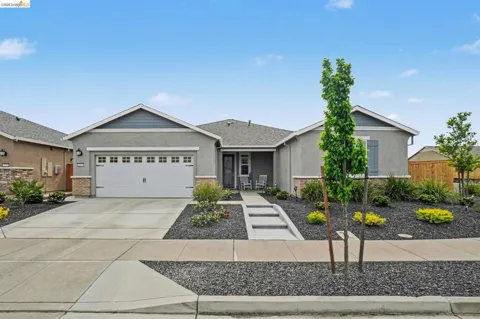 4585 Prairie Path
