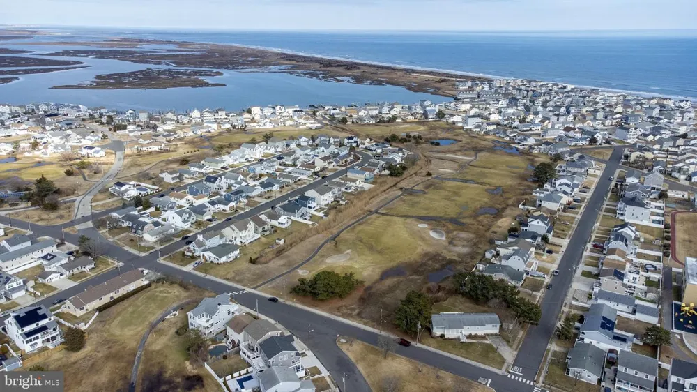 23 HEALD ROAD Brigantine, NJ 08203