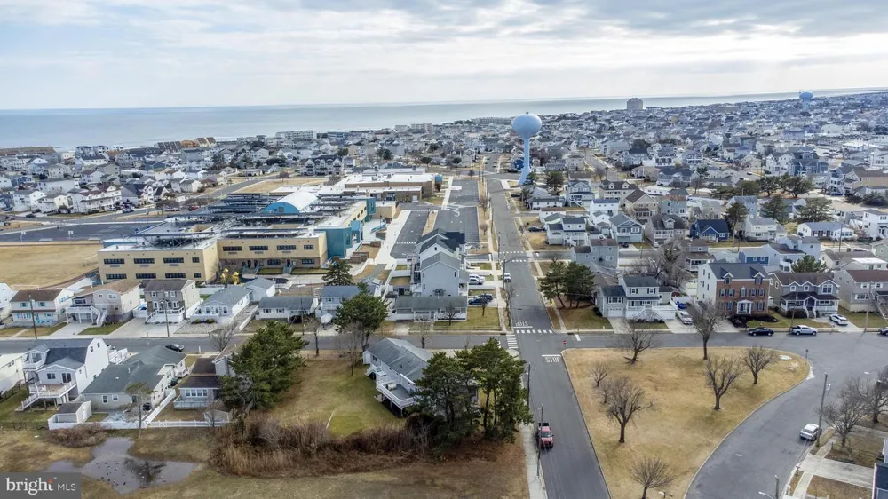 23 HEALD ROAD Brigantine, NJ 08203