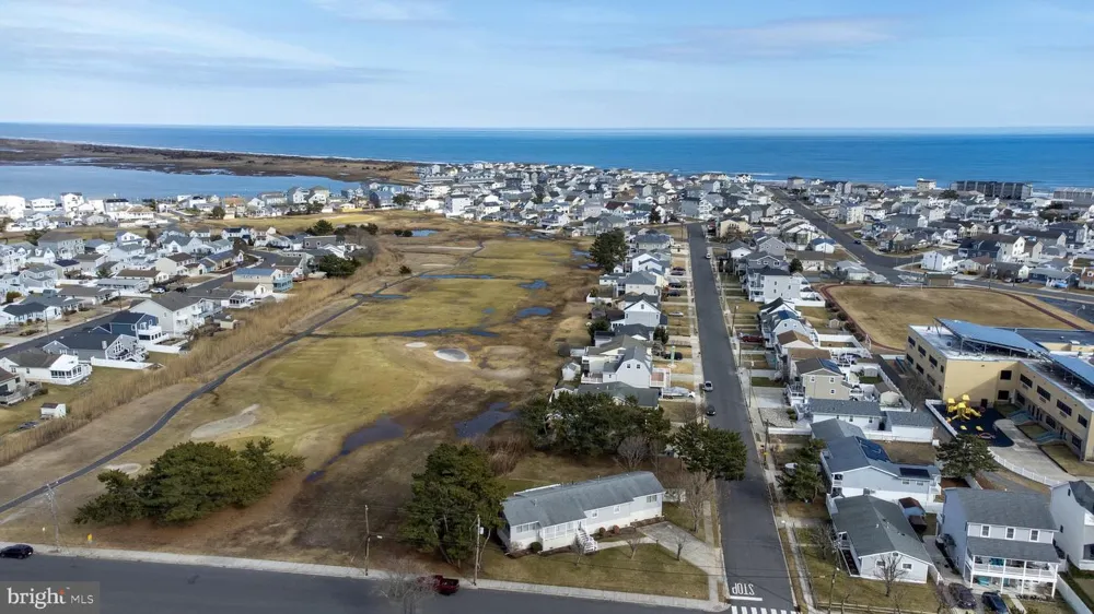23 HEALD ROAD Brigantine, NJ 08203