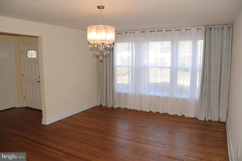 16632 ALDEN AVENUE Gaithersburg, MD 20877