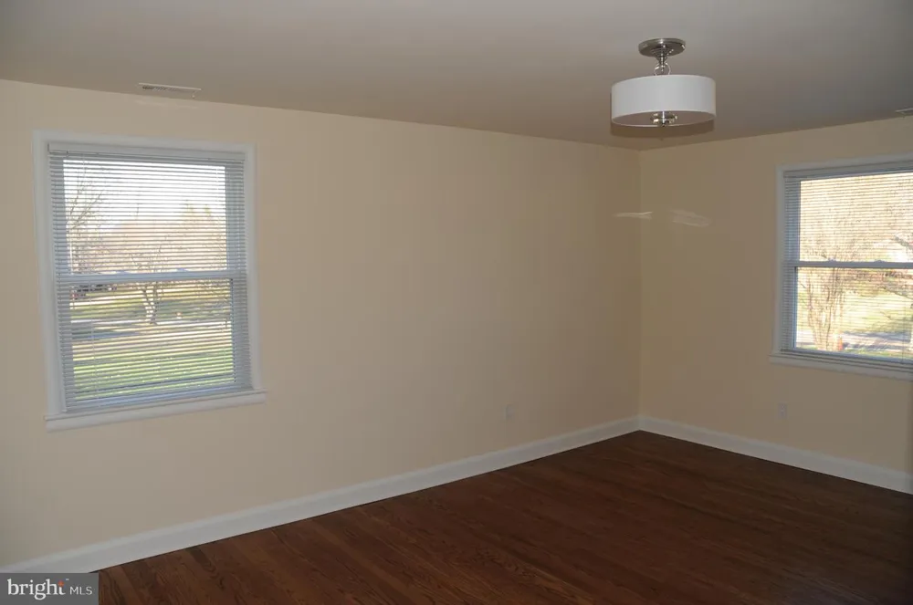16632 ALDEN AVENUE Gaithersburg, MD 20877