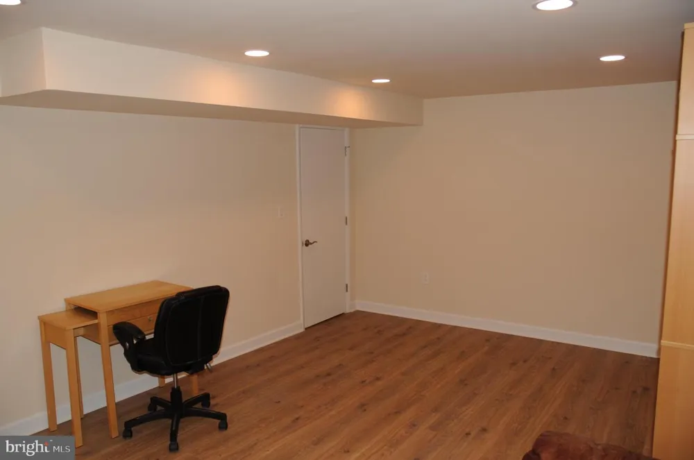 16632 ALDEN AVENUE Gaithersburg, MD 20877