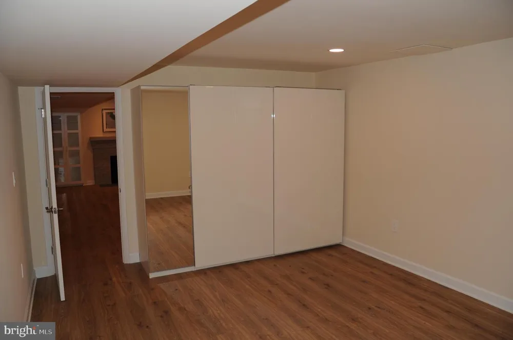 16632 ALDEN AVENUE Gaithersburg, MD 20877