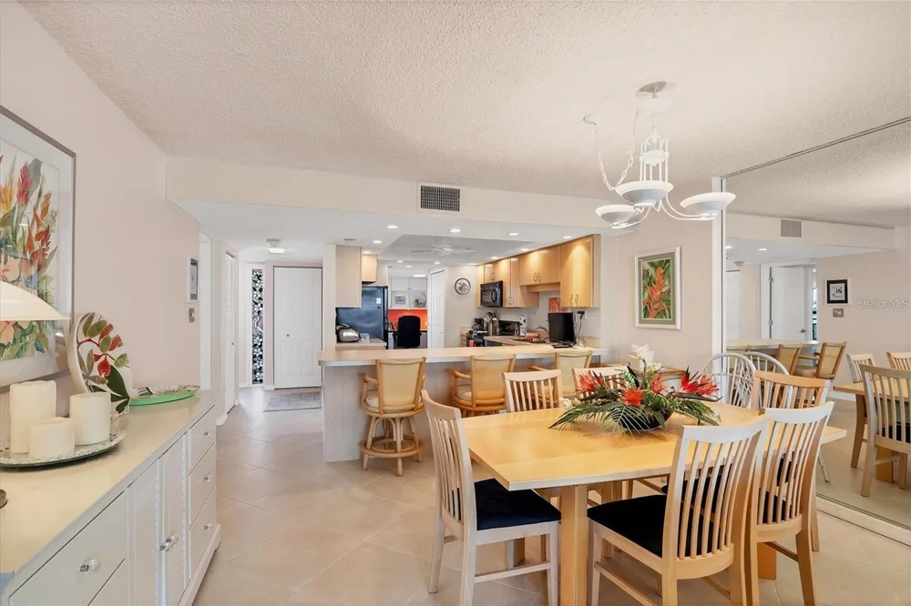 6480 MIDNIGHT PASS ROAD #506 Sarasota, FL 34242