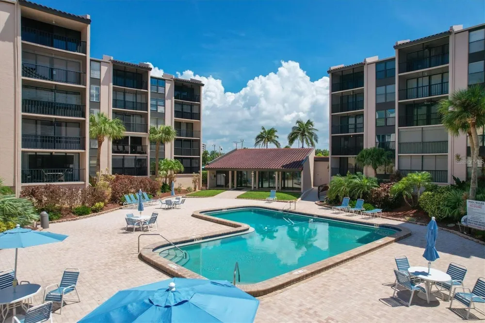 6480 MIDNIGHT PASS ROAD #506 Sarasota, FL 34242