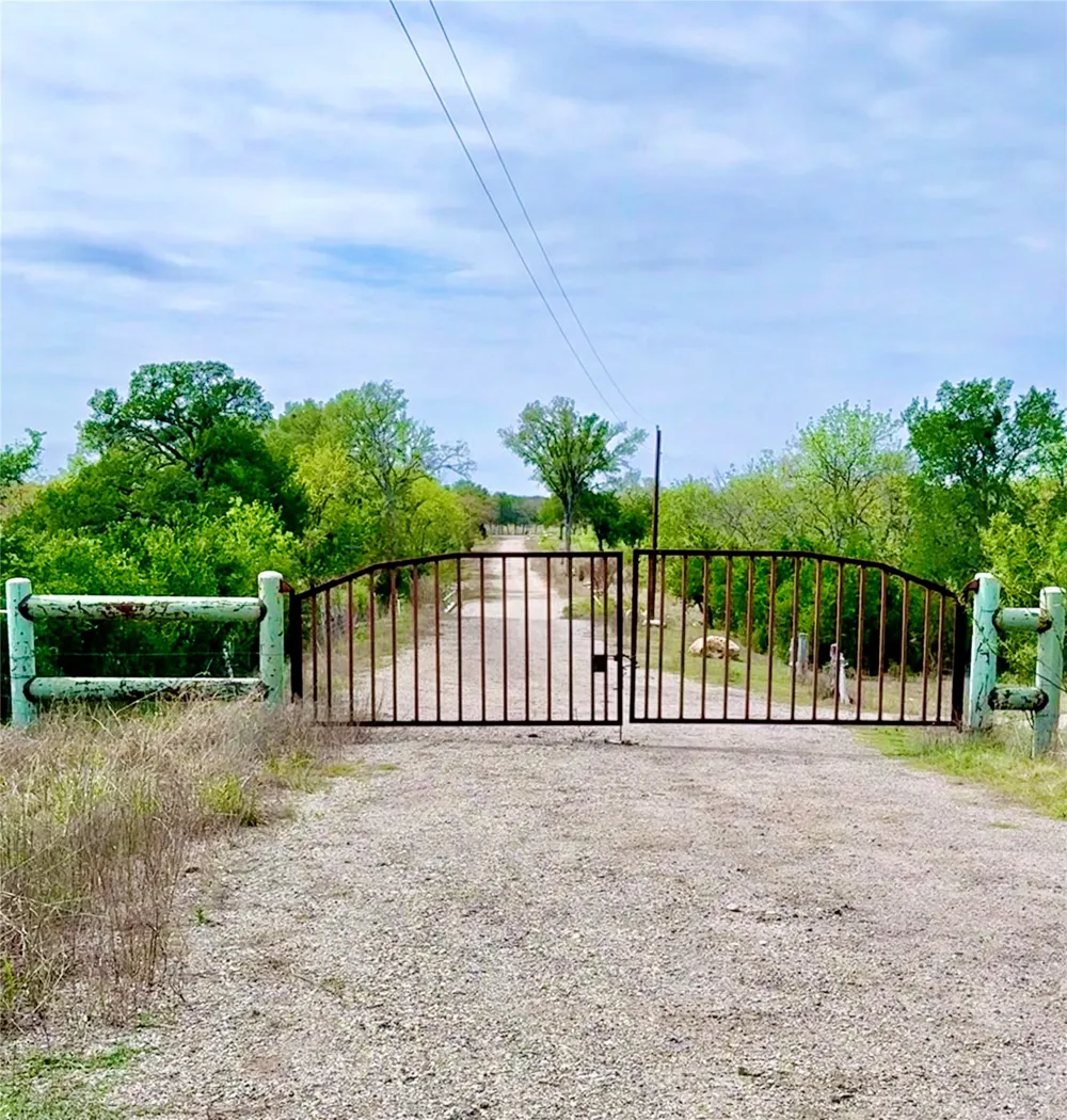 9024 Lockwood Springs Road Manor, TX 78653