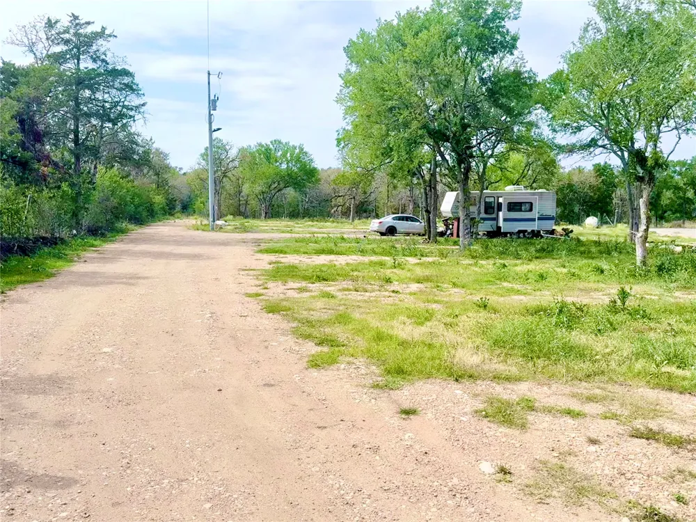 9024 Lockwood Springs Road Manor, TX 78653