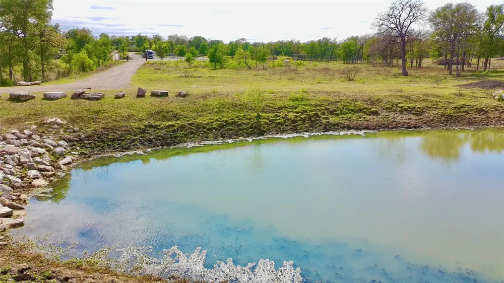 9024 Lockwood Springs Road Manor, TX 78653