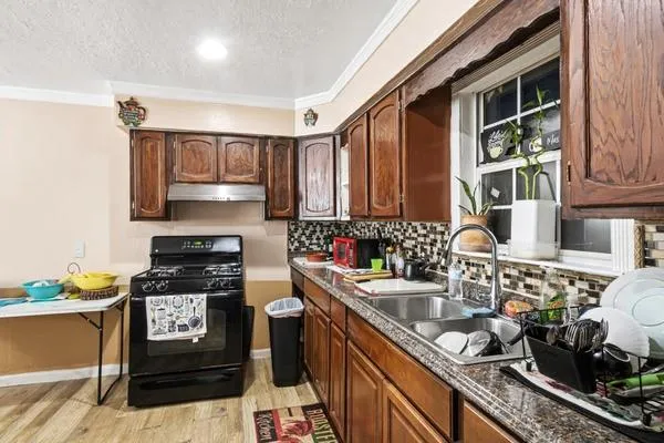 2205 Marnel Road Houston, TX 77055