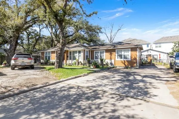 2205 Marnel Road Houston, TX 77055