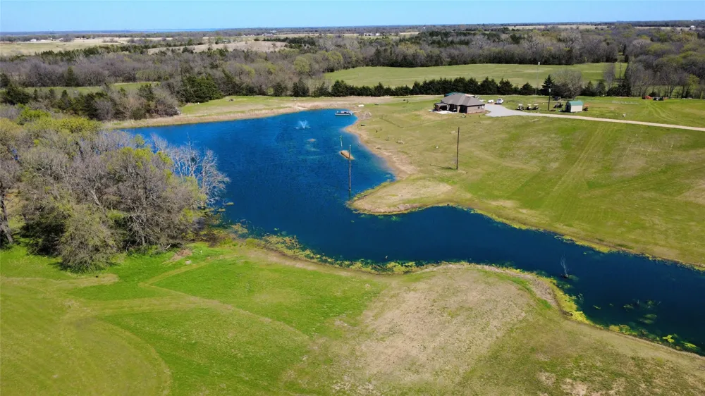 884 County Road 2900 Dodd City, TX 75438