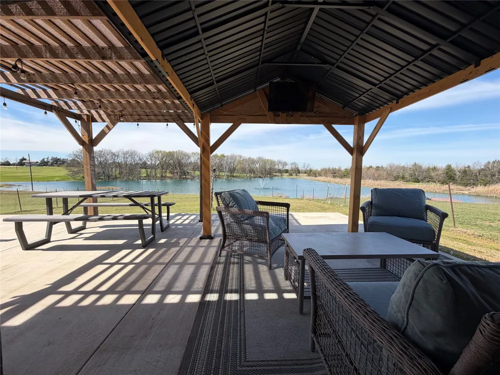 884 County Road 2900 Dodd City, TX 75438