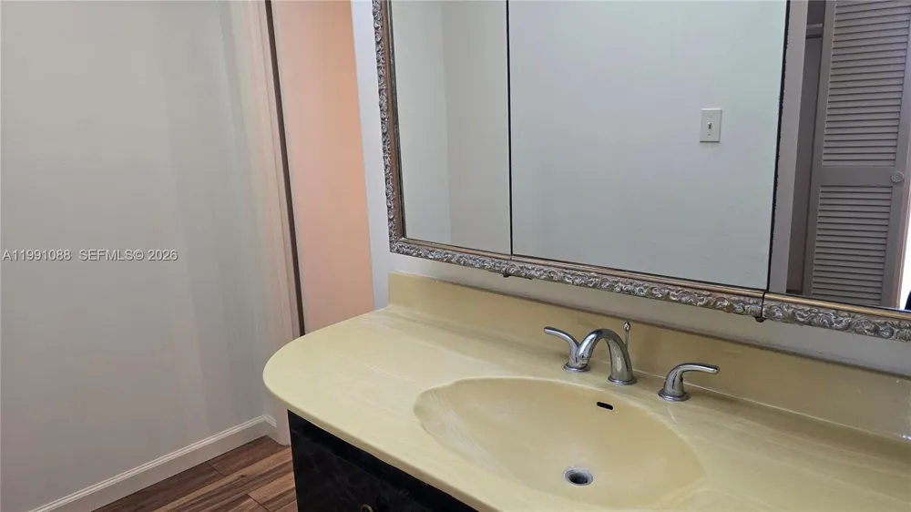1600 S Ocean Dr #15J Hollywood, FL 33019