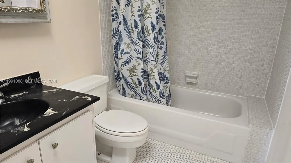 1600 S Ocean Dr #15J Hollywood, FL 33019
