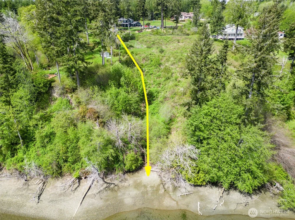 770 E April Avenue Grapeview, WA 98546