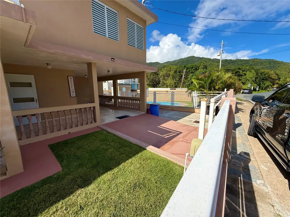 carr #3 JUST 1 MINUTE BEACH Patillas, PR 00723