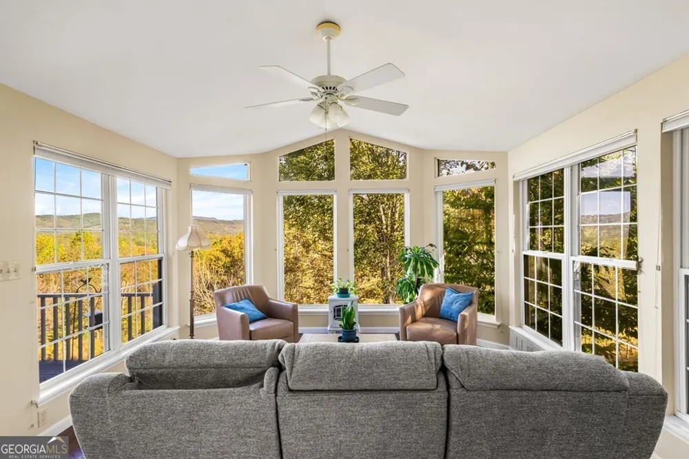295 White Oak DR Warne, NC 28909