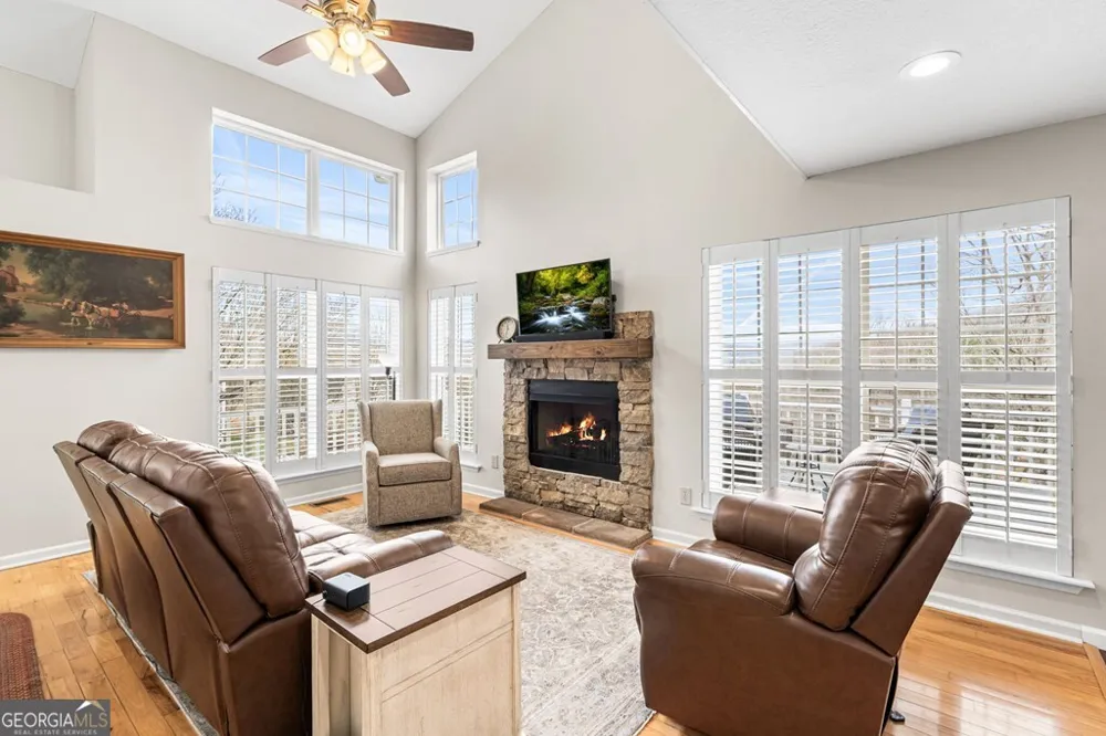 295 White Oak DR Warne, NC 28909