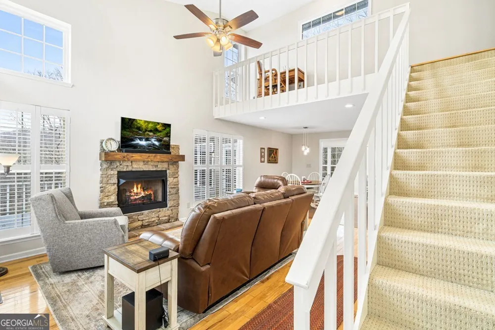 295 White Oak DR Warne, NC 28909