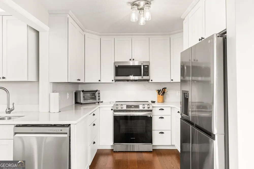 295 White Oak DR Warne, NC 28909