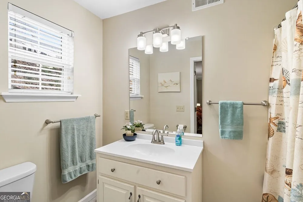 295 White Oak DR Warne, NC 28909