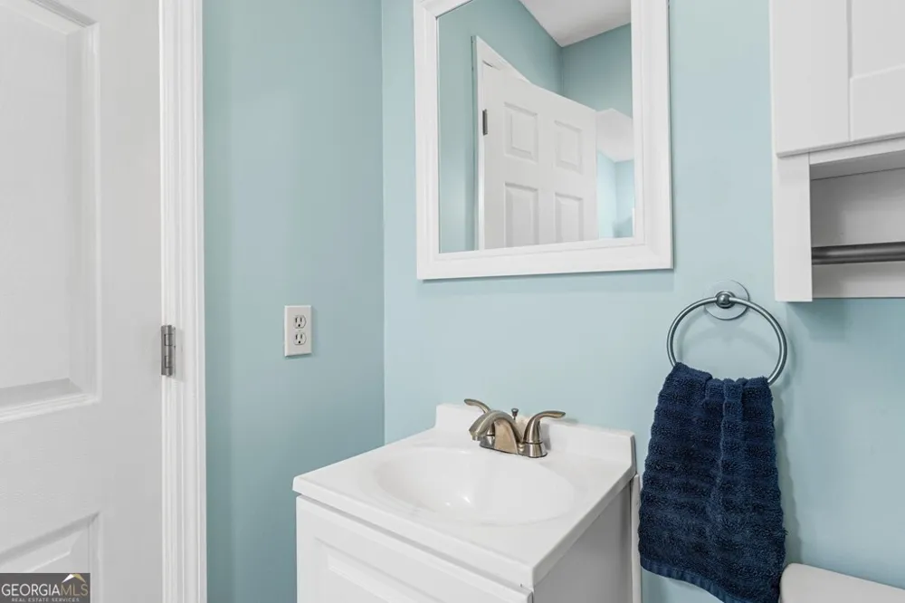 295 White Oak DR Warne, NC 28909