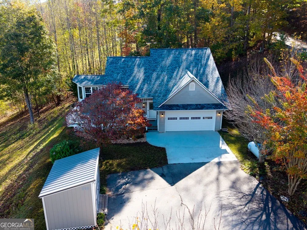 295 White Oak DR Warne, NC 28909
