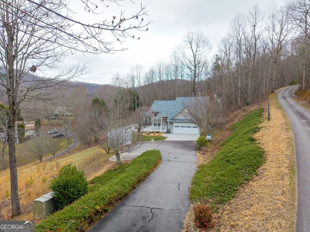 295 White Oak DR Warne, NC 28909