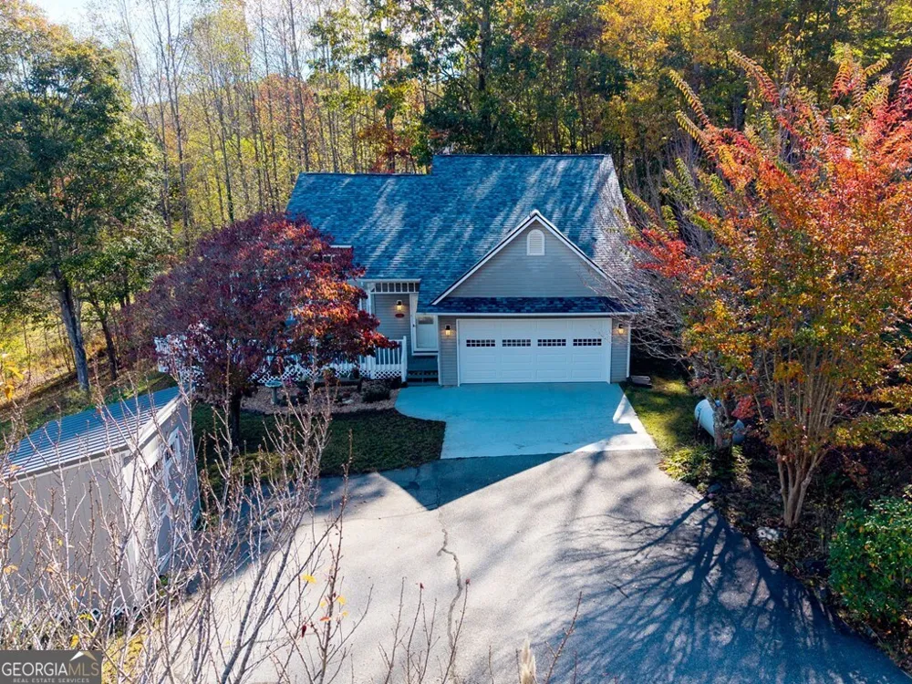 295 White Oak DR Warne, NC 28909
