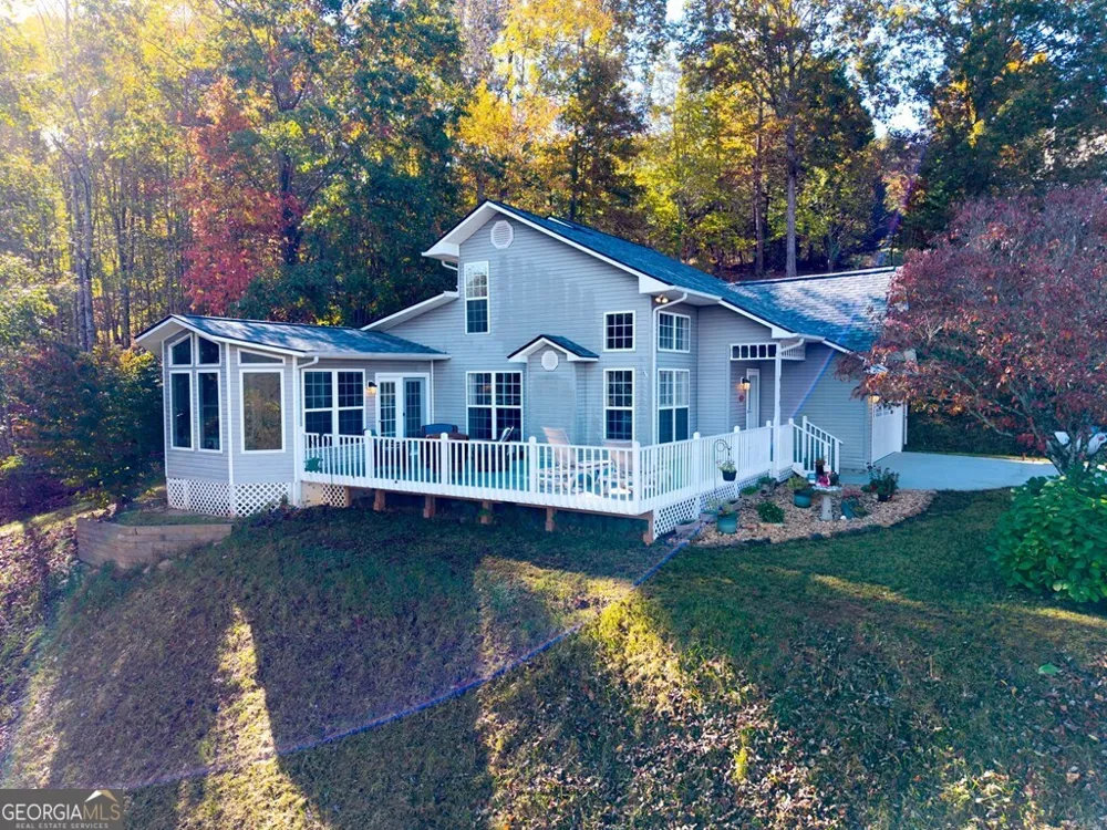 295 White Oak DR Warne, NC 28909