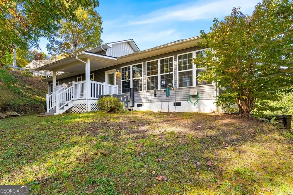 295 White Oak DR Warne, NC 28909