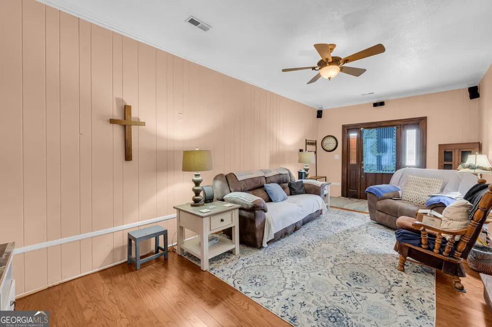88 Maurice WAY Lavonia, GA 30553