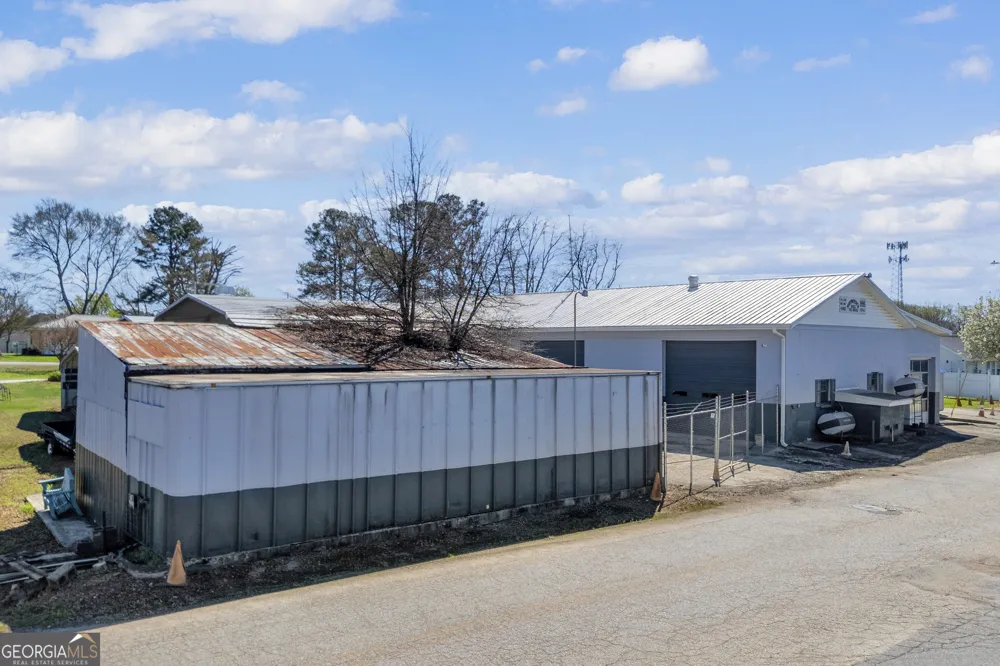 88 Maurice WAY Lavonia, GA 30553