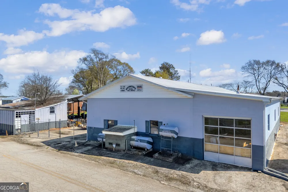88 Maurice WAY Lavonia, GA 30553