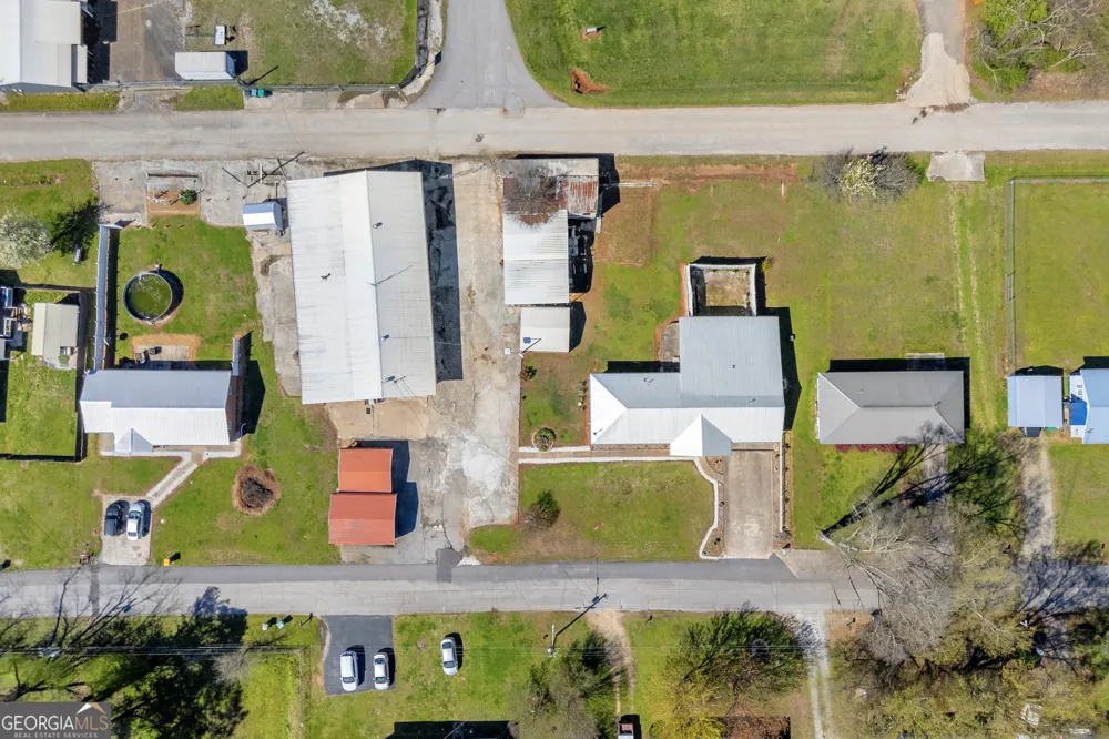 88 Maurice WAY Lavonia, GA 30553