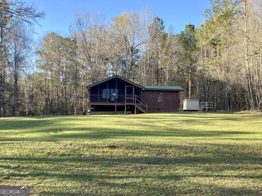 3312 Hunts Chapel RD Sparta, GA 31087