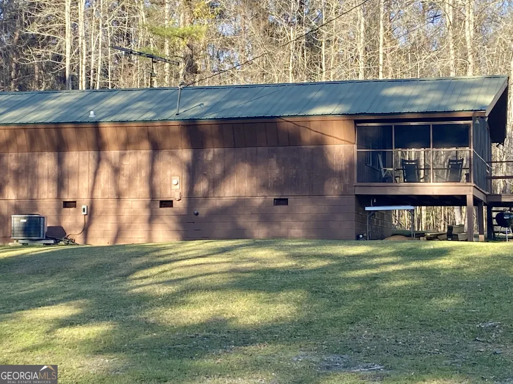 3312 Hunts Chapel RD Sparta, GA 31087