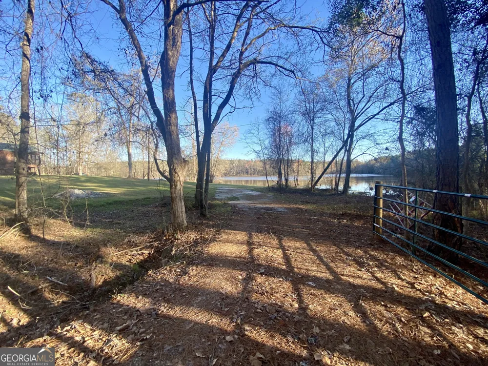 3312 Hunts Chapel RD Sparta, GA 31087
