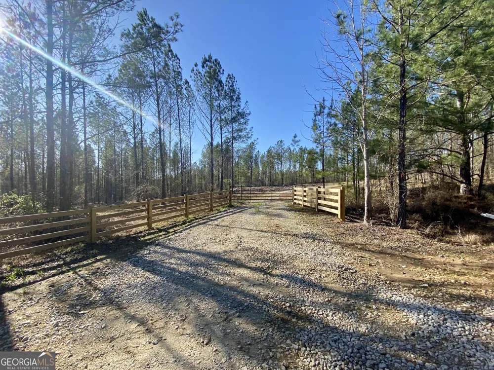 3312 Hunts Chapel RD Sparta, GA 31087