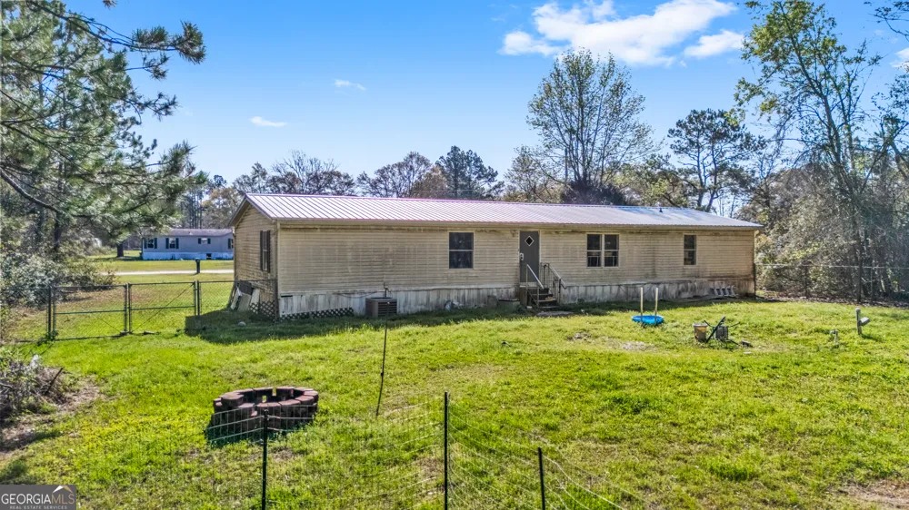 4609 Heidi DR Waycross, GA 31503