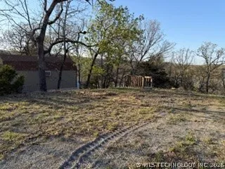 383 Hickory Canadian, OK 74425