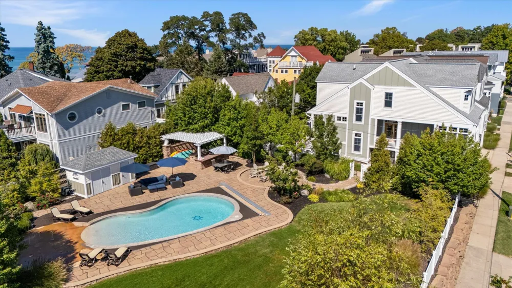 53 Shore Drive South Haven City, MI 49090
