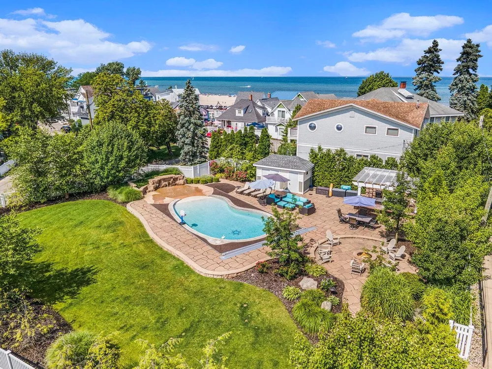 53 Shore Drive South Haven City, MI 49090