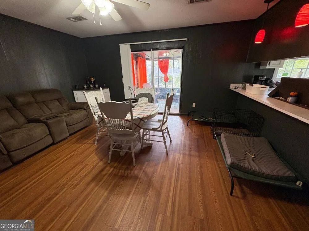 2103 Aimwell RD Vidalia, GA 30474