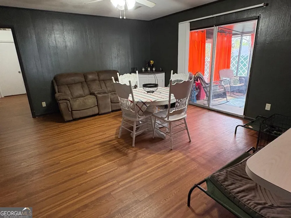 2103 Aimwell RD Vidalia, GA 30474