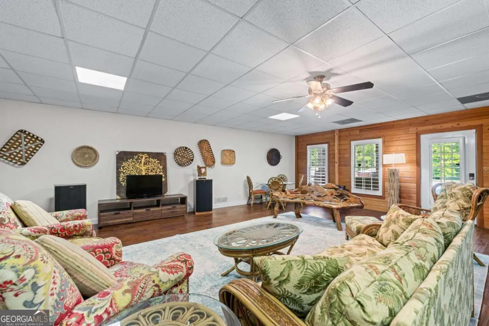65 Maude White RD Kingston, GA 30145